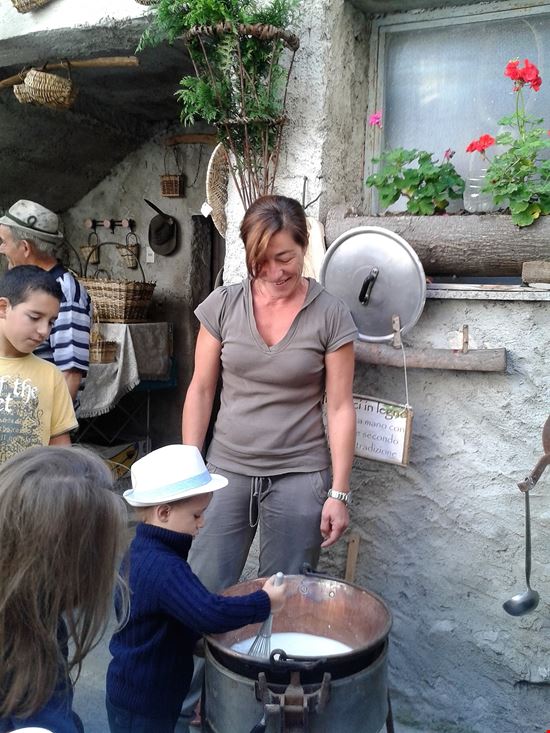 Un Paese in Posa - Gh'eva una volta a Barni ... Barni